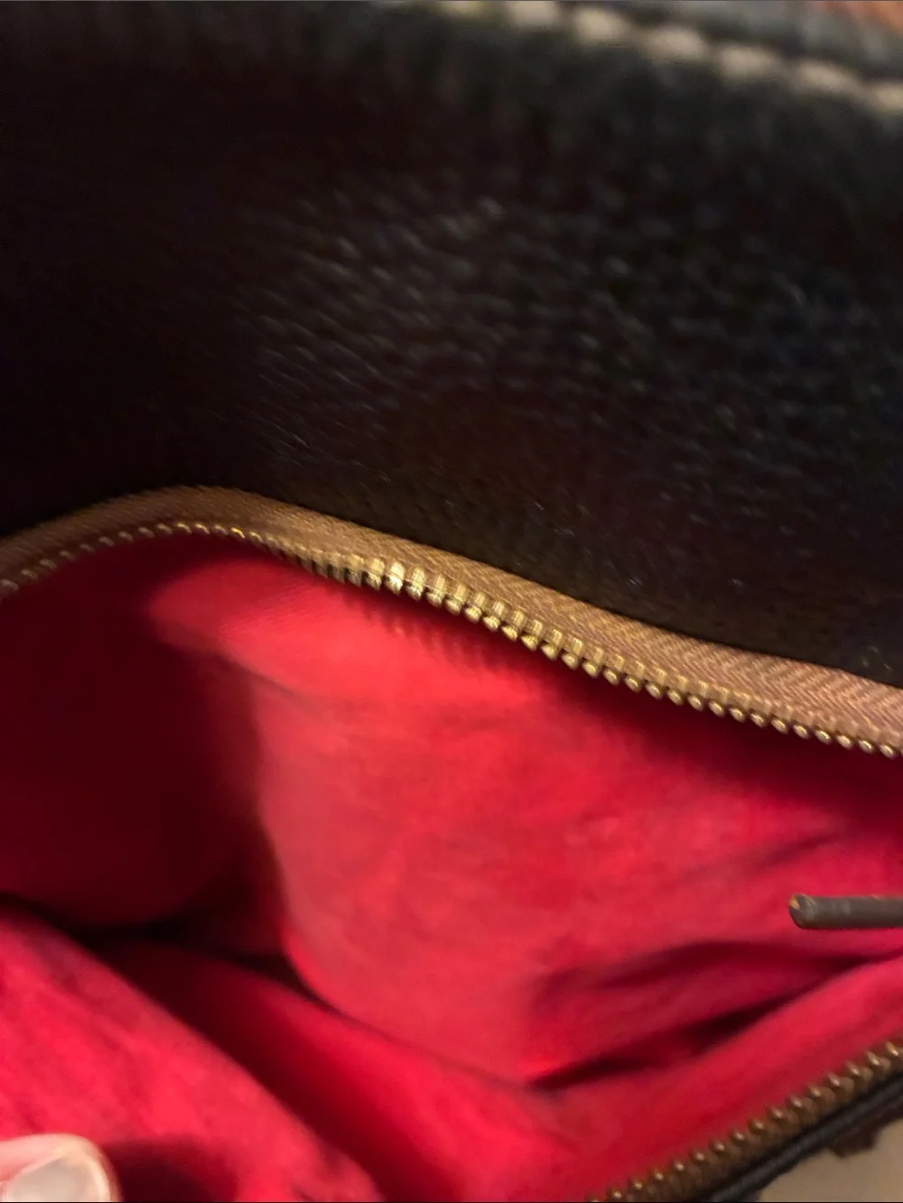 Dooney & Bourke authentic dooney